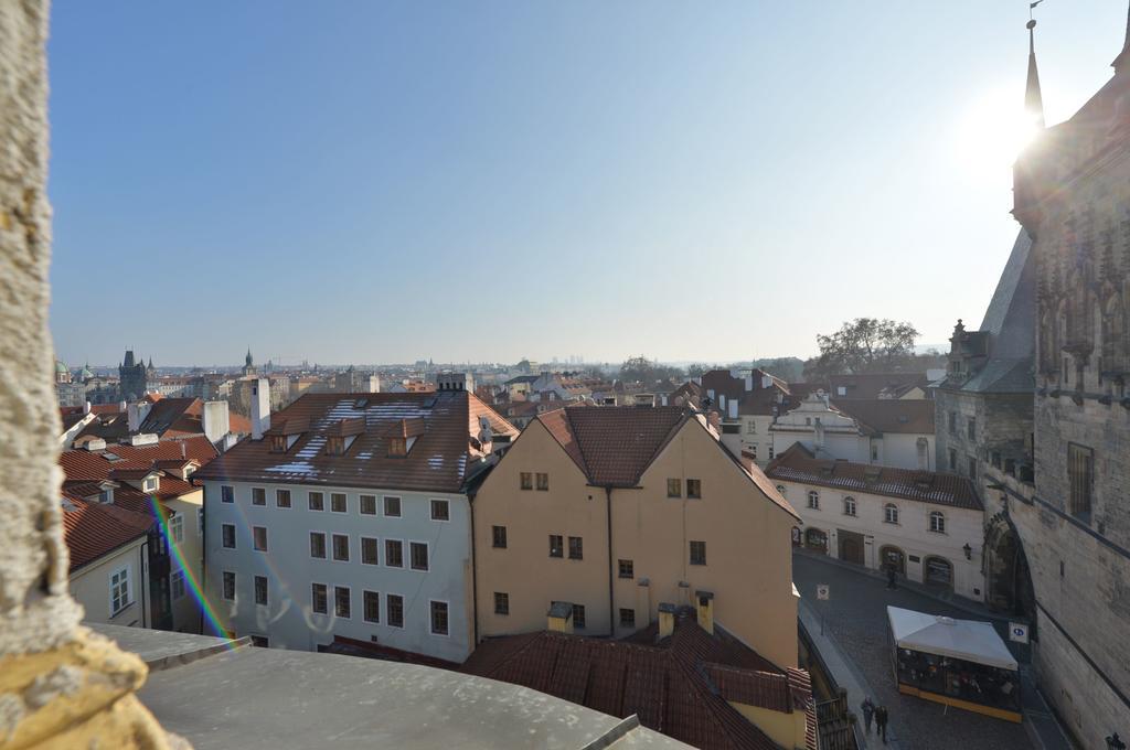 Amazing Charles Bridge Apartment Praga Exterior foto